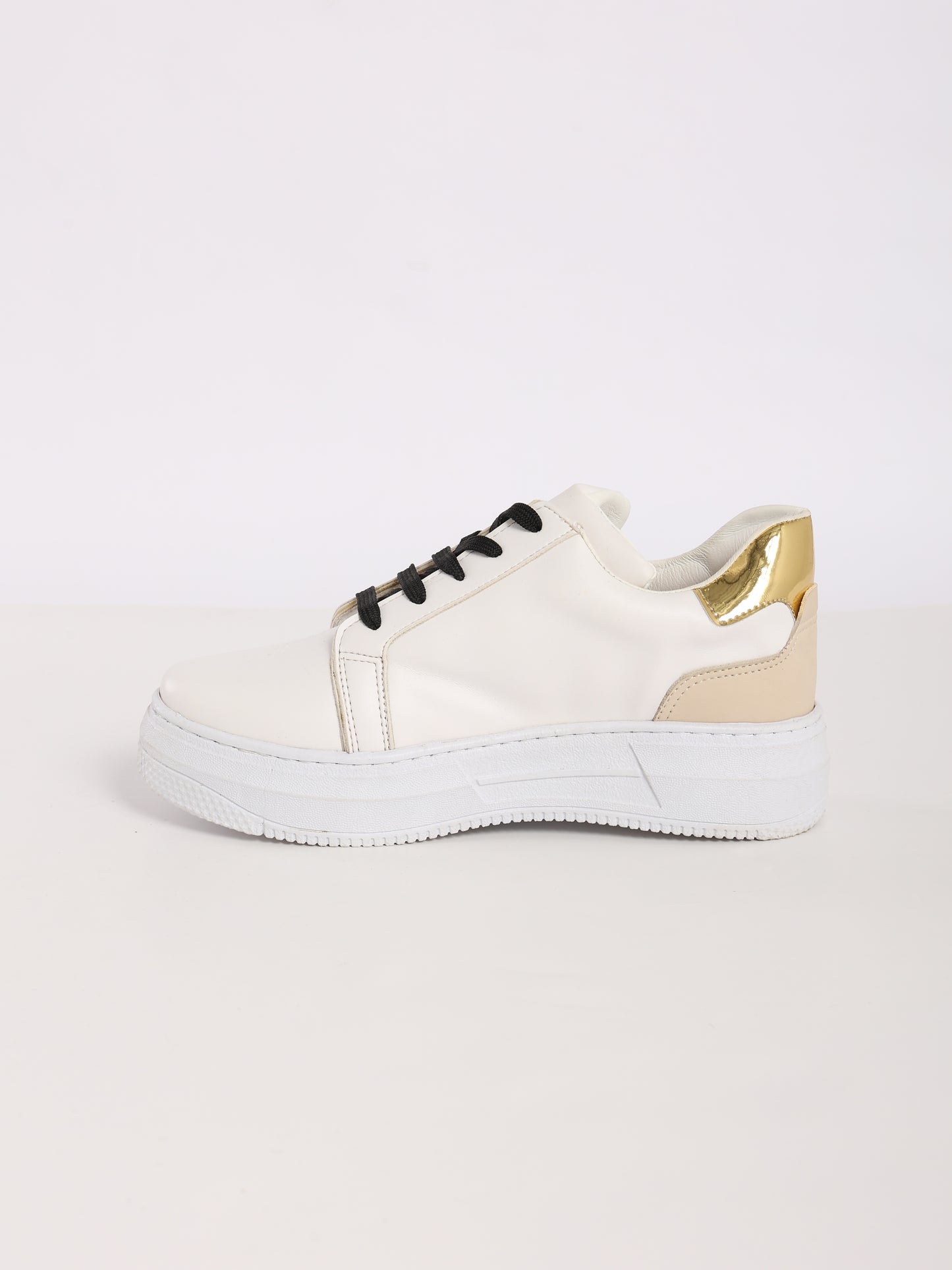 Zenzi LUNA Sneakers (White x Gold)